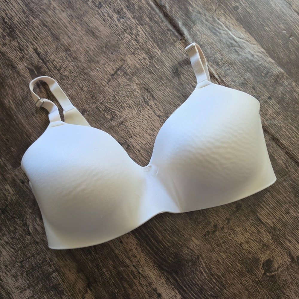 SOMA Vanishing Back Wireless Bra Women 38D Ivory Seamless Full Coverage